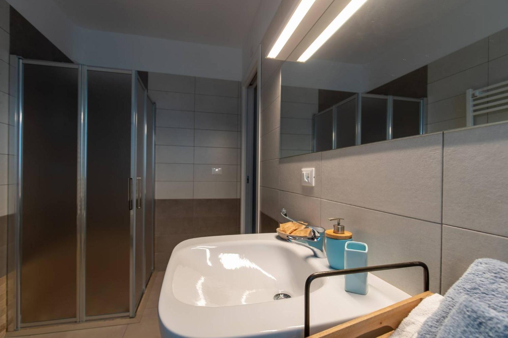 Residence Mersa Brolo Luaran gambar